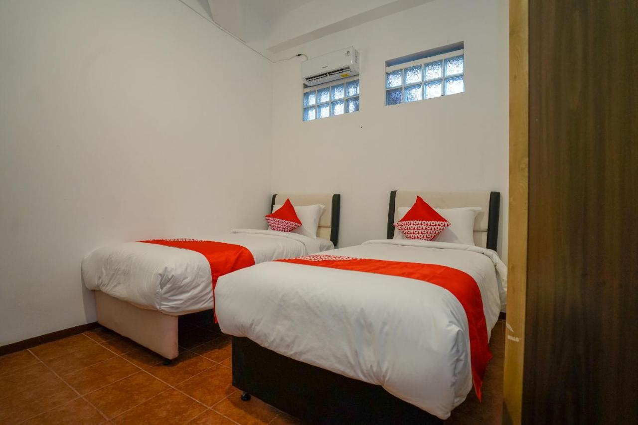 פאנגקאלפינאנג Super Oyo 1844 Bravo Residence מראה חיצוני תמונה