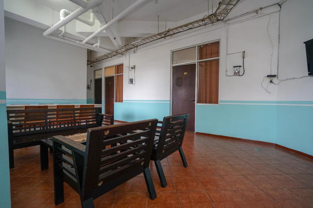 פאנגקאלפינאנג Super Oyo 1844 Bravo Residence מראה חיצוני תמונה